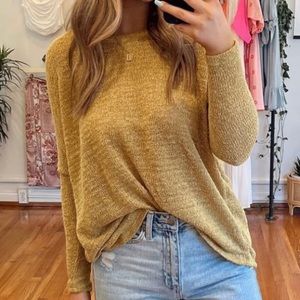 NWT Transitional Top, mustard/gold. 3/4 sleeves. Size small.